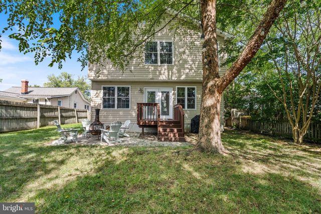 621 E MARSHALL AVE, Deale, MD 20751