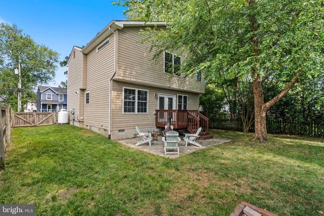 621 E MARSHALL AVE, Deale, MD 20751