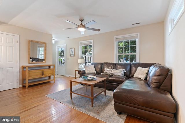 621 E MARSHALL AVE, Deale, MD 20751