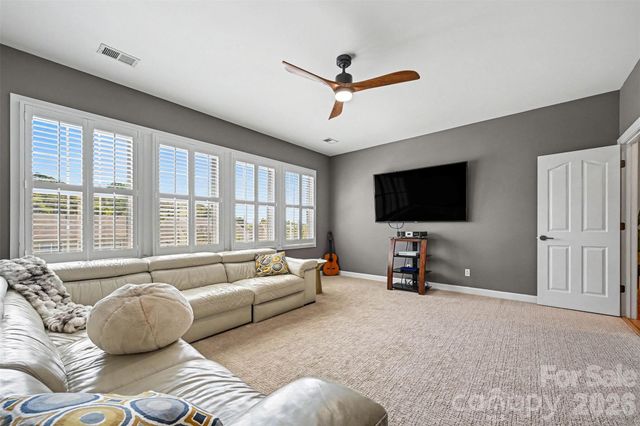 13719 Daltrey Lane, Charlotte, NC 28277