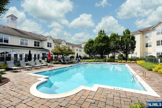 187 Paterson Avenue 2, Midland Park, NJ 07432