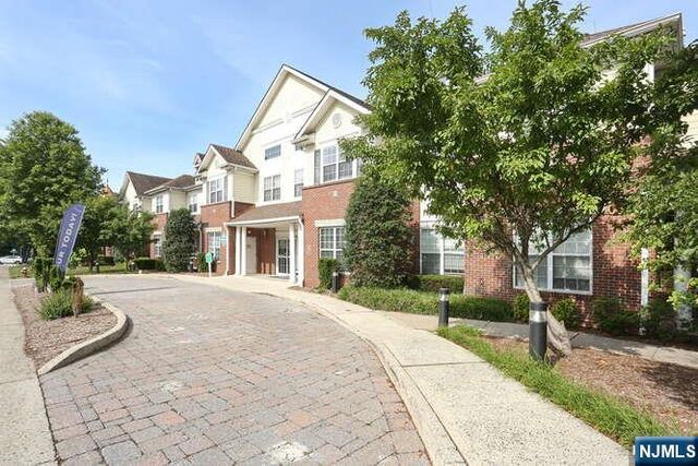 187 Paterson Avenue 2, Midland Park, NJ 07432