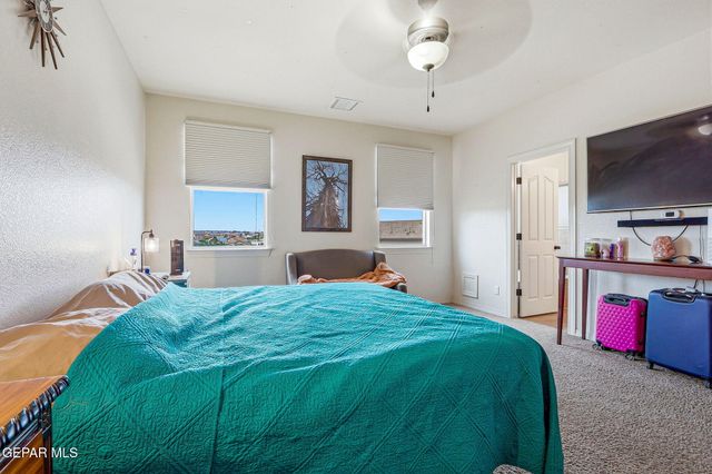 344 EMERALD SKY Place, Horizon City, TX 79928