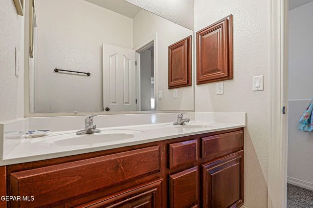 344 EMERALD SKY Place, Horizon City, TX 79928