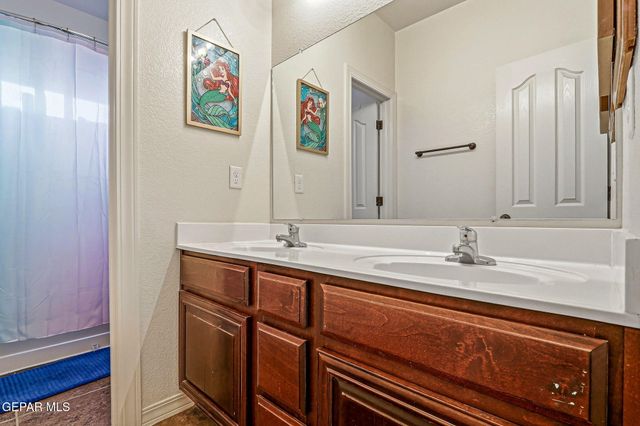 344 EMERALD SKY Place, Horizon City, TX 79928