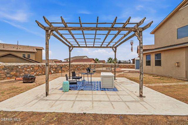 344 EMERALD SKY Place, Horizon City, TX 79928