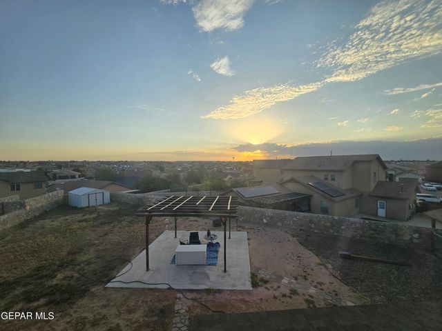 344 EMERALD SKY Place, Horizon City, TX 79928