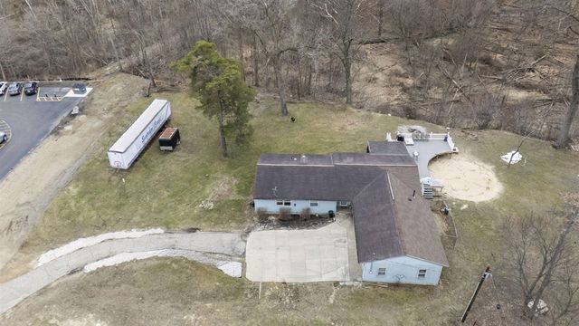 10172 Us Highway 12, New Buffalo, MI 49117