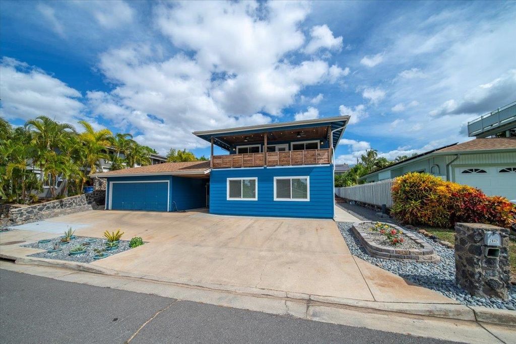 2847 Puu Hoolai Pl, Kihei, HI 96753