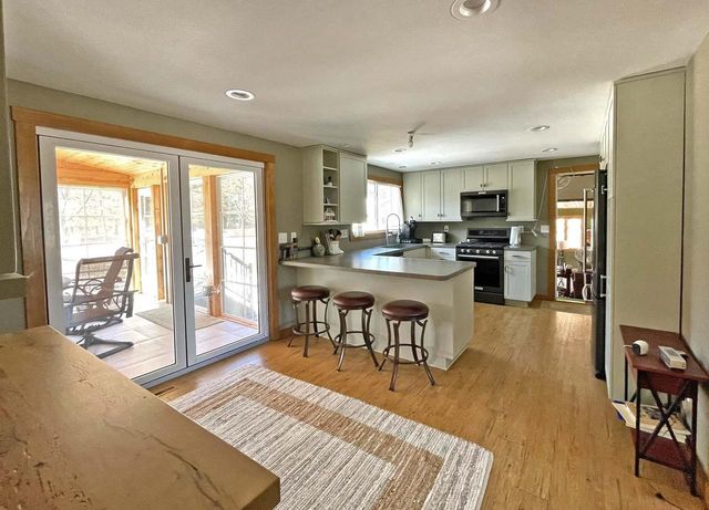 N9379 22nd Avenue, Necedah, WI 54646