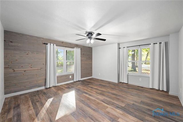 1200 County Road F, Swanton, OH 43558