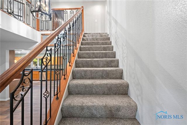 1200 County Road F, Swanton, OH 43558