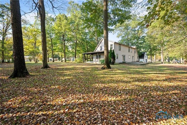 1200 County Road F, Swanton, OH 43558