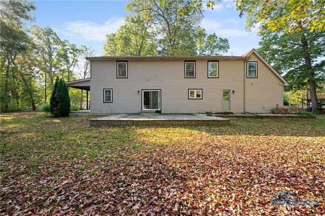 1200 County Road F, Swanton, OH 43558