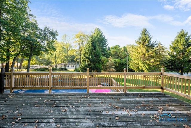 1200 County Road F, Swanton, OH 43558