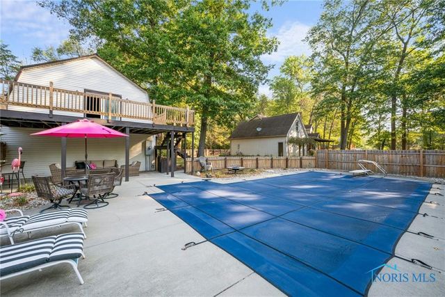 1200 County Road F, Swanton, OH 43558