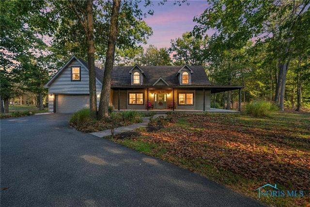 1200 County Road F, Swanton, OH 43558