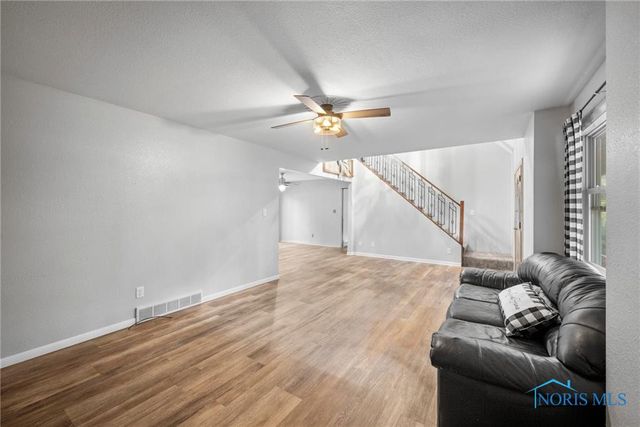 1200 County Road F, Swanton, OH 43558