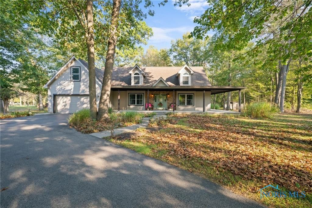 1200 County Road F, Swanton, OH 43558