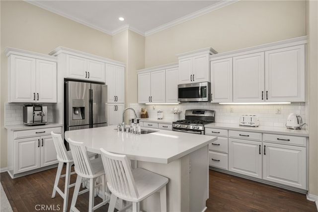 208 Rose Arch, Irvine, CA 92620