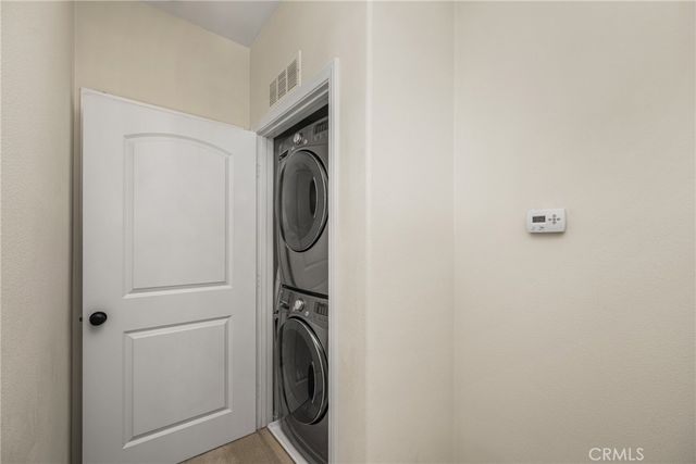 208 Rose Arch, Irvine, CA 92620