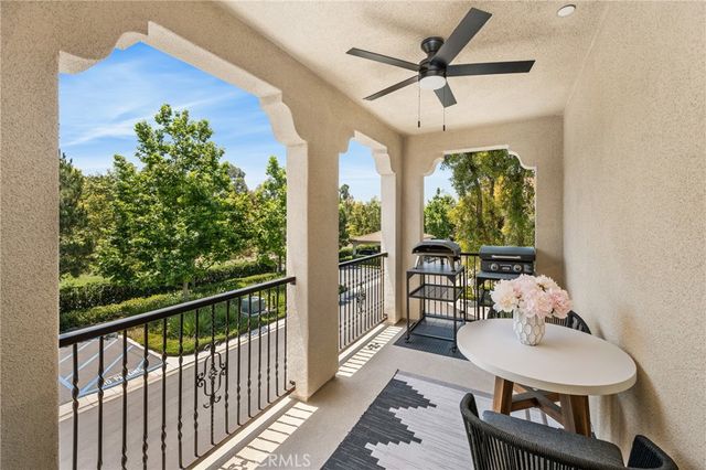 208 Rose Arch, Irvine, CA 92620
