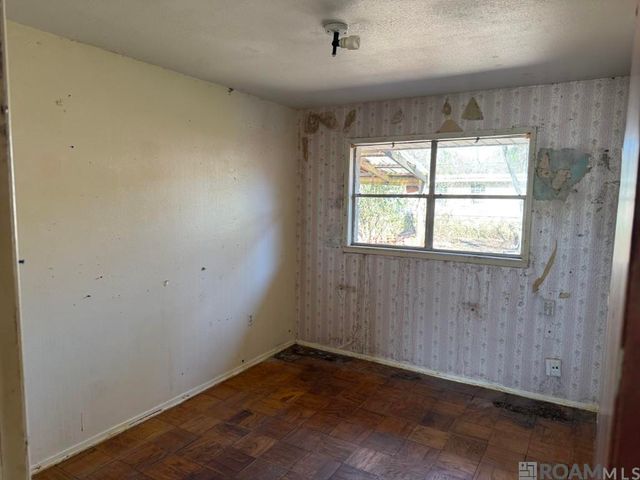 3633 Buchanan St, Baker, LA 70714