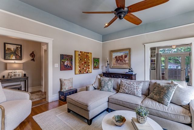 1415 Hurley Avenue, Fort Worth, TX 76104