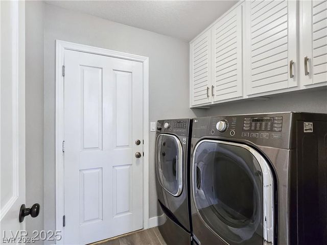 5008 Shoal Creek Circle, Las Vegas, NV 89113