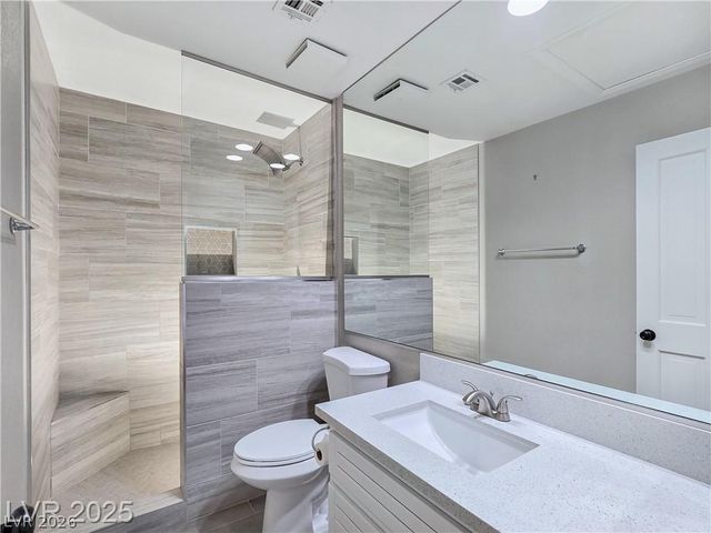 5008 Shoal Creek Circle, Las Vegas, NV 89113