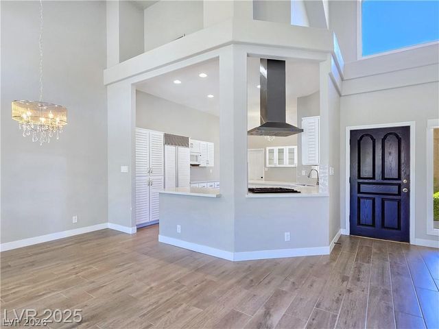 5008 Shoal Creek Circle, Las Vegas, NV 89113