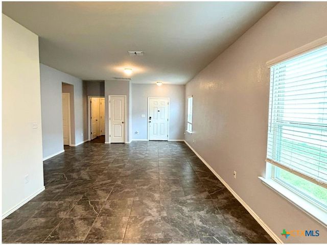 2420 Ranger Pass, Seguin, TX 78155