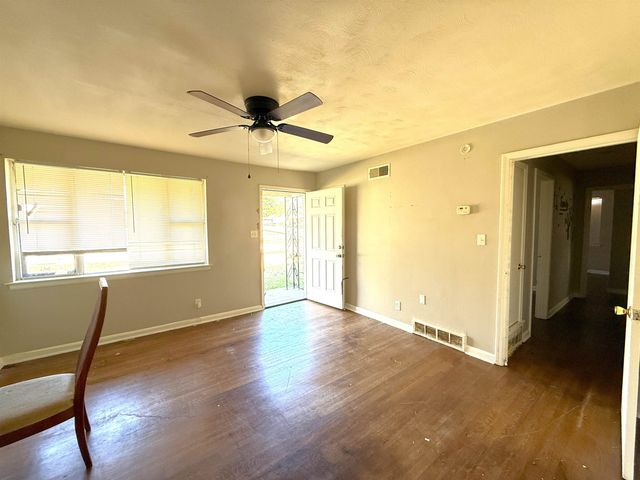 2201 GAYLE AVE, Memphis, TN 38127