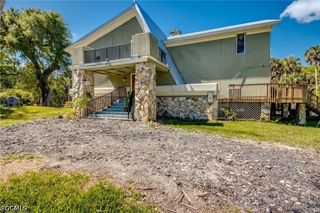 5121 Muddy LN, Fort Myers, FL 33905