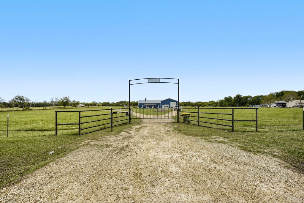 3145 Hagler Road, Cleburne, TX 76033 — photo 5