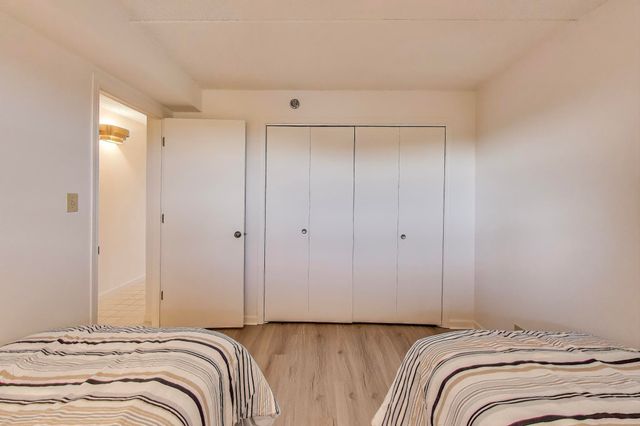 100 Lake Shore Drive 806, Michigan City, IN 46360