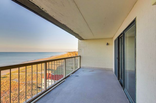 100 Lake Shore Drive 806, Michigan City, IN 46360