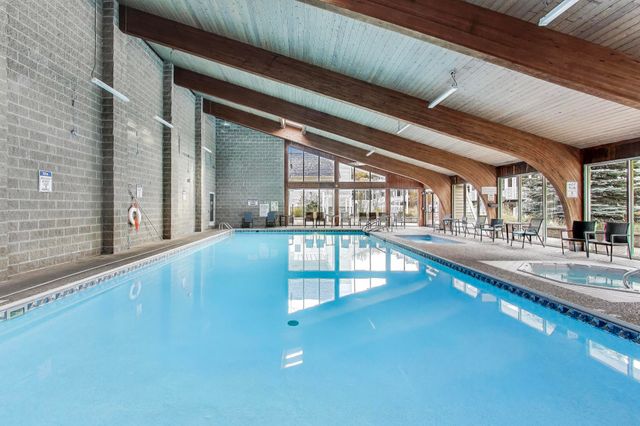 100 Lake Shore Drive 806, Michigan City, IN 46360