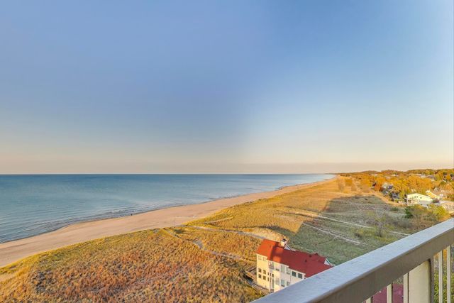 100 Lake Shore Drive 806, Michigan City, IN 46360