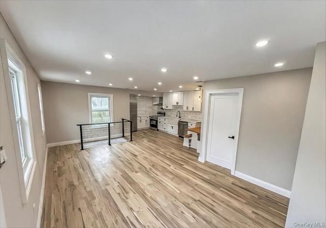 30 Shell Road, Rocky Point, NY 11778