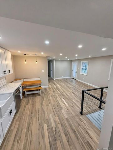 30 Shell Road, Rocky Point, NY 11778