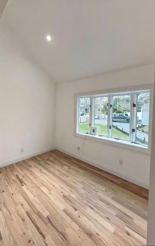 30 Shell Road, Rocky Point, NY 11778