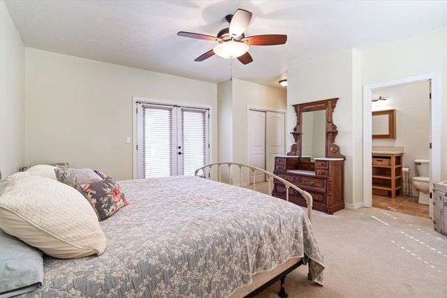 11 Hillcrest Drive, Holiday Island, AR 72631