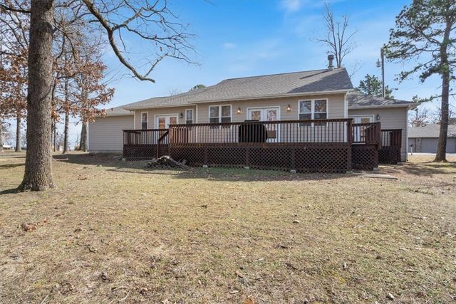 11 Hillcrest Drive, Holiday Island, AR 72631