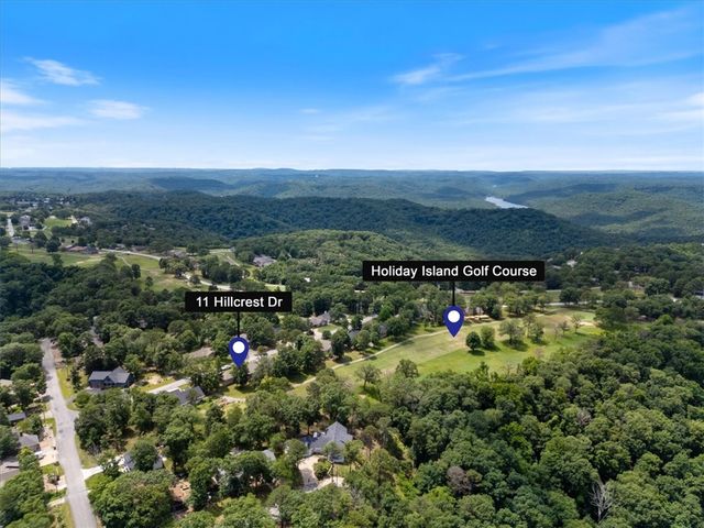 11 Hillcrest Drive, Holiday Island, AR 72631