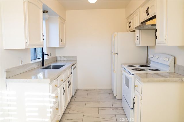 676 N 12th N 2, Grover Beach, CA 93433