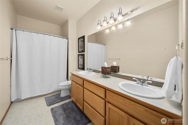 15821 269th Street E, Graham, WA 98338