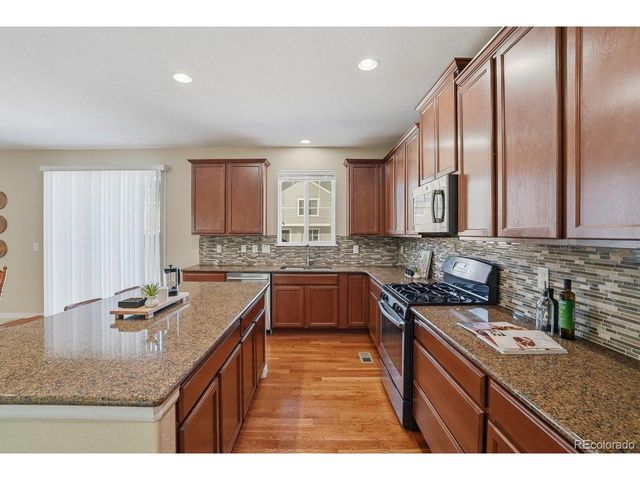 6113 Miners Peak Cir, Frederick, CO 80516