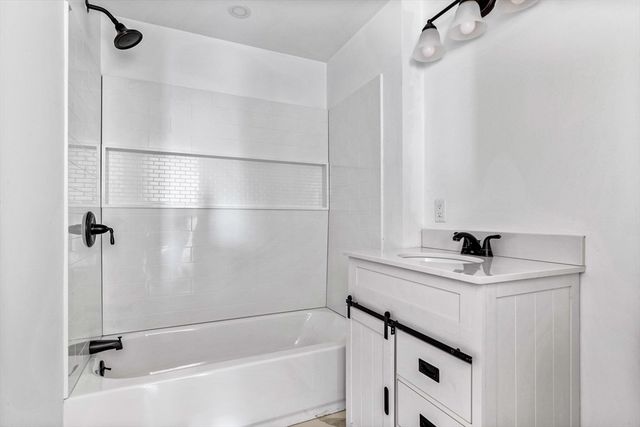 90 Packard Ave 0, Hull, MA 02045