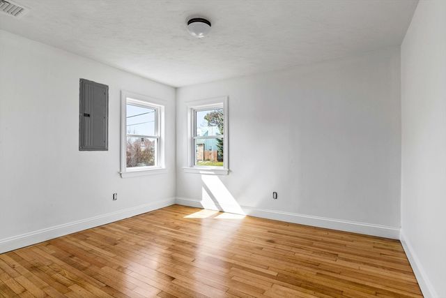 90 Packard Ave 0, Hull, MA 02045